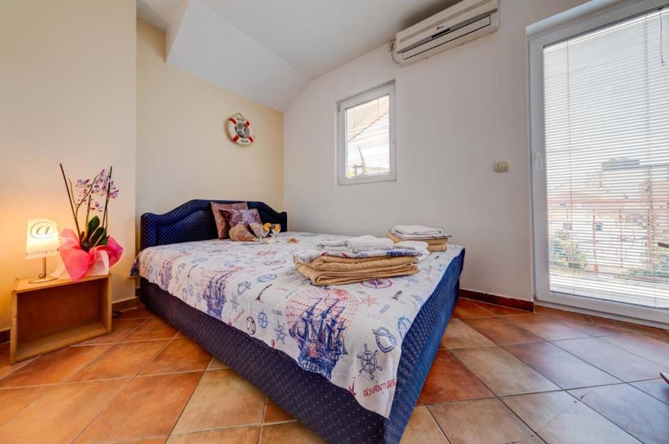 Sunny Grapes Apartments Budva Szoba fotó