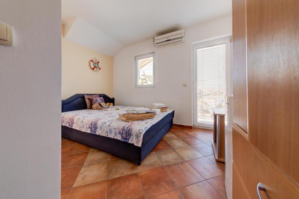 Sunny Grapes Apartments Budva Szoba fotó